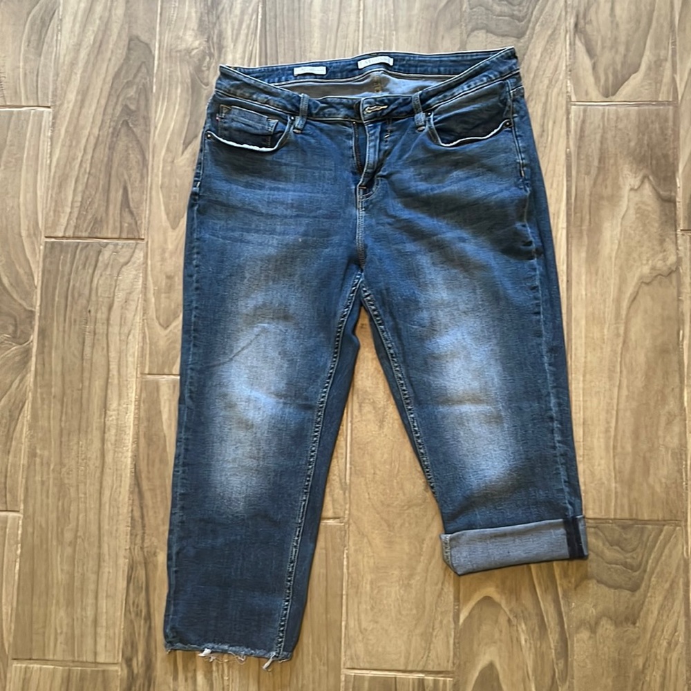 Vigoss Women's Plus Marley Capri Denim Size 16